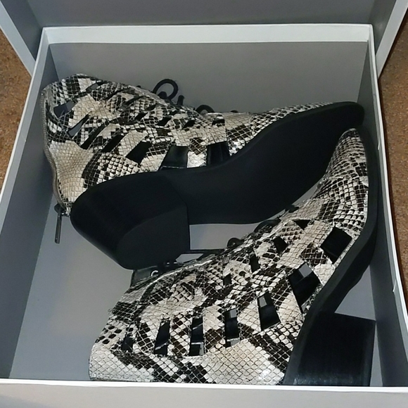 Boots - Picture 1 of 4